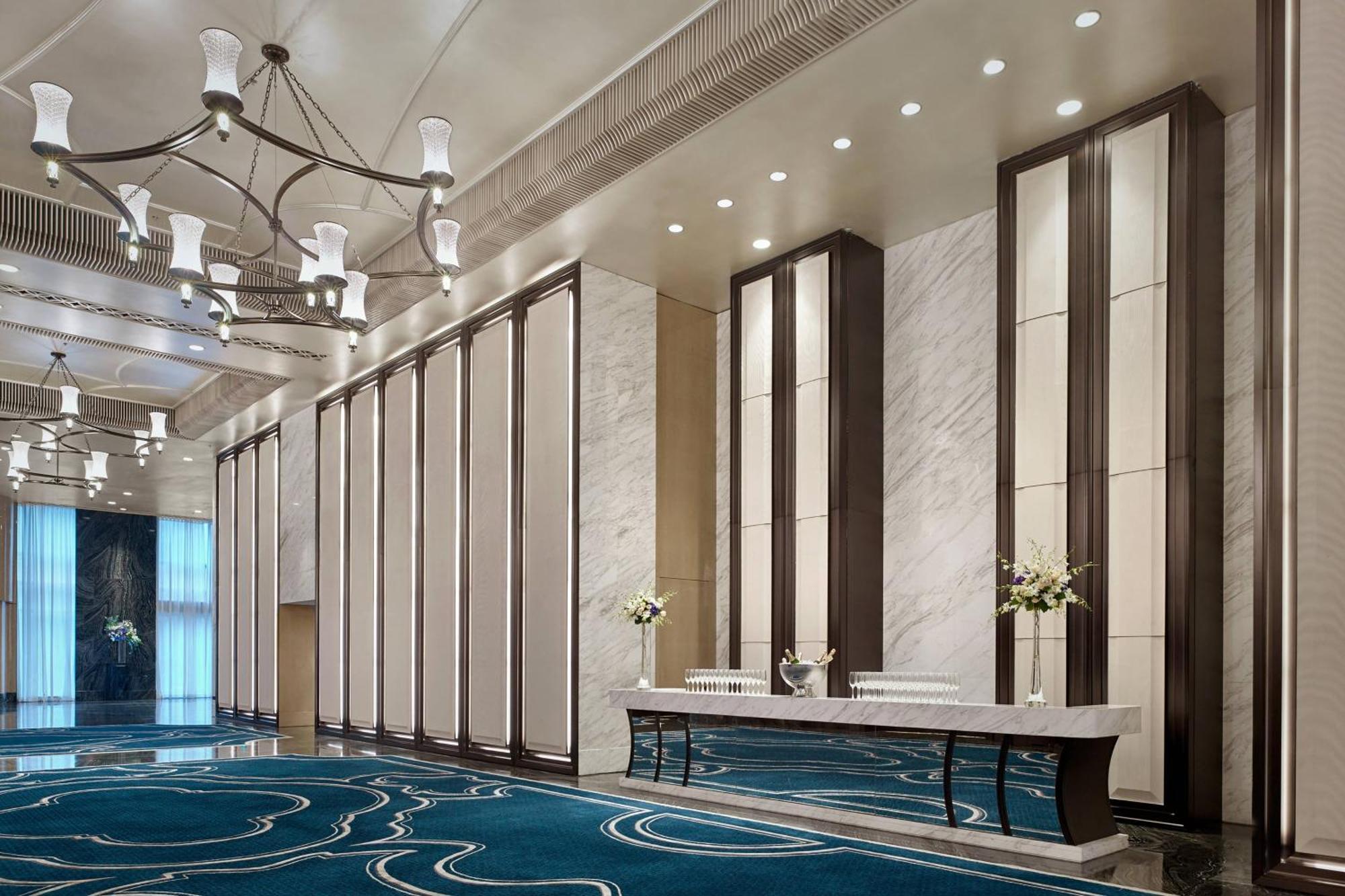 The Ritz-Carlton, Guangzhou Hotel Екстериор снимка